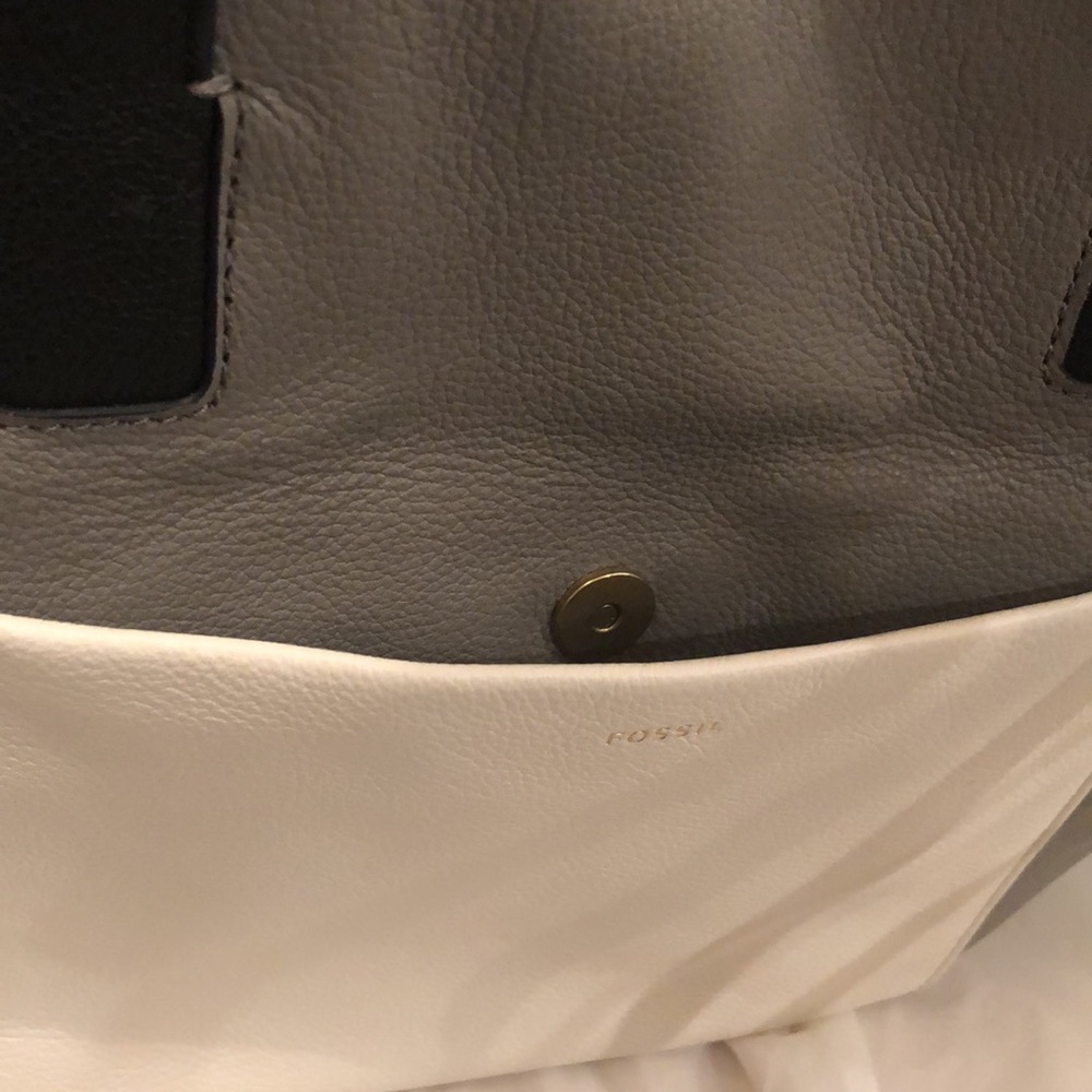 NWT FOSSIL SATCHEL - Picture 8 of 15